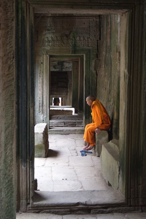 Kambodža, Angkor Wat, Budizmas, Vienuolis