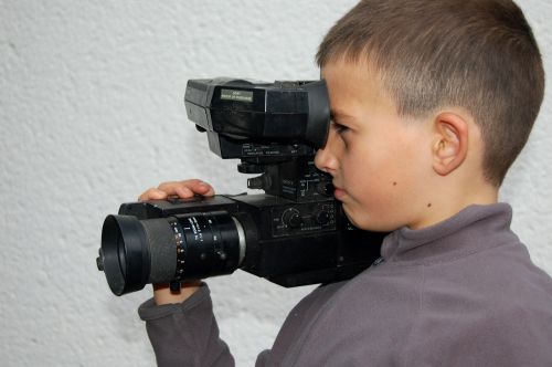 Fotoaparatas, Filmavimas, Vaizdo Kamera, Vintage, Retro, Video, Berniukas, Jaunas Operatorius, Senoji Kamera