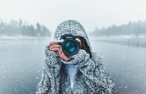 Fotoaparatas, Nikon, Objektyvas, Juoda, Fotografija, Žmonės, Moteris, Mergaitė, Fotografas, Sniegas, Žiema, Šaltas