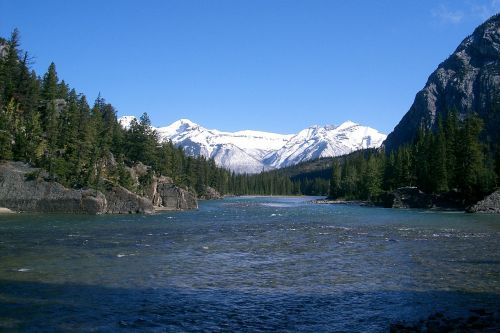 Kanada, Banff, Gamta, Nacionalinis Parkas, Alberta, Miškai, Mėlynas, Tylus, Dangus, Atmosfera, Kalnai, Upė, Vanduo
