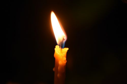 Žvakė, Šviesa, Tamsi