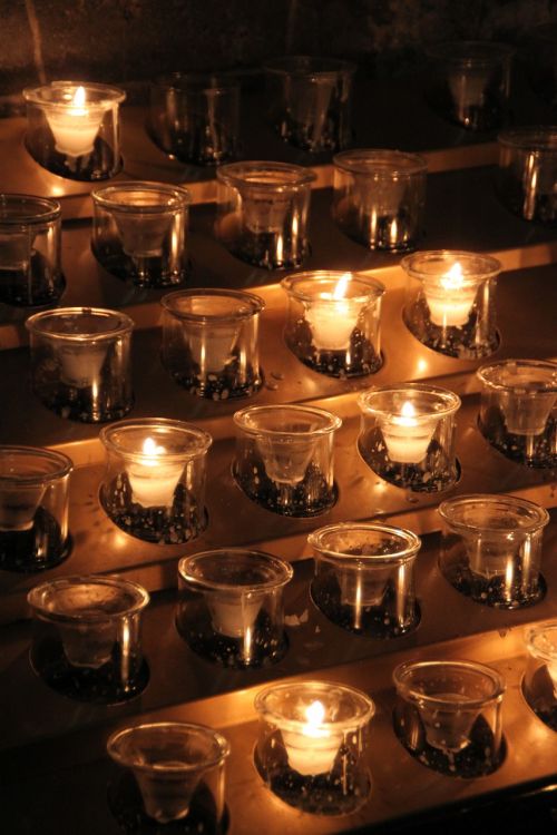 Žvakė, Malda, Žvakių Šviesa, Bažnyčia, Katalikų, Dvasingumas, Religija, Šviesa, Liepsna, Tikėjimas, Taika