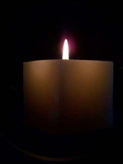 Žvakė, Tamsi, Žvakių Šviesa