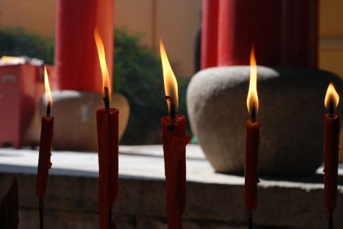 Žvakė, Iš Arti, Žvakių Šviesa