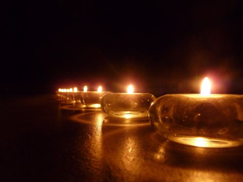 Žvakė,  Žvakės,  Mažas,  Tamsi,  Šviesa,  Romantiškas,  Linija,  Atstumas,  Žvakių Linija