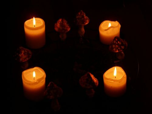 Žvakės, Žvakių Šviesa, Šviesa, Vaškas, Jaukus, Tylus, Šiluma, Vainikas, Atvykimo Vainikas
