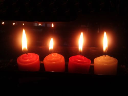 Žvakė,  Žvakės,  Šviesa,  Liepsna,  Asorti & Nbsp,  Spalvos & Nbsp,  Žvakės,  Ugnis,  Karštas,  Keturi & Nbsp,  Žvakės,  Žvakės