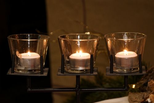 Žvakės, Žvakių Šviesa, Apdaila, Adventas, Kalėdos, Šventiniai Dekoracijos, Kalėdų Puošimas, Kalėdų Laikas
