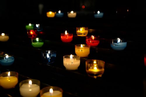 Žvakės, Apšviestas, Bažnyčia, Liepsna, Religija, Žvakių Šviesa, Šviesa, Spalvinga, Vaškas, Šviesus, Apdaila, Žėrintis, Religinis, Naktis, Horizontalus, Simbolis, Deginti, Tradicija