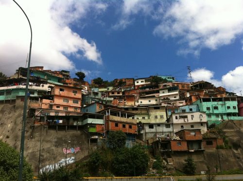 Karakasas, Venezuela, Barriada, Venesuelos Kaimynystė