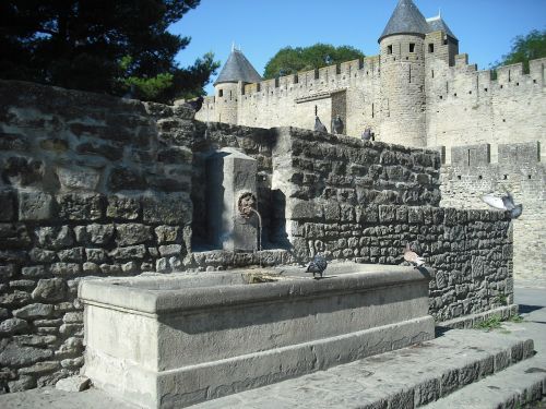 Carcassonne, Tvirtovė, Turistų Atrakcijos, Vidutinis Amžius
