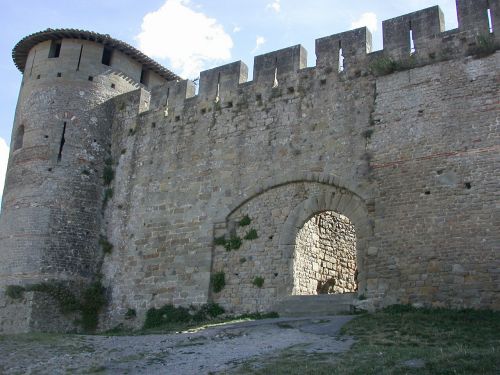 Carcassonne, Viduramžių Pilis, Miestas
