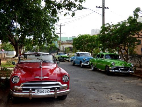 Automobiliai, Senas, Kuba, Havana, Vintage, Gabenimas, Retro, Klasikinis, Kelias, Gatvė, Raudona, Žalias, Mėlynas