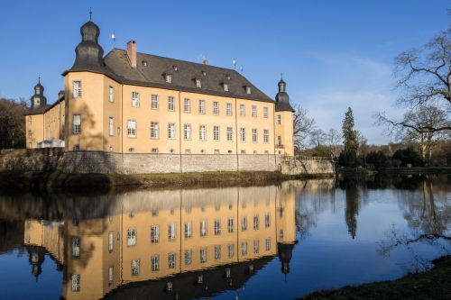 Pilis, Schloss Dyck, Moat, Veidrodis, Barokas, Romantiškas, Geltona, Mėlynas, Žiemą, Nuotaika, Tylus