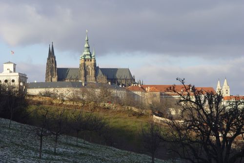 Pilis, Architektūra, Prague