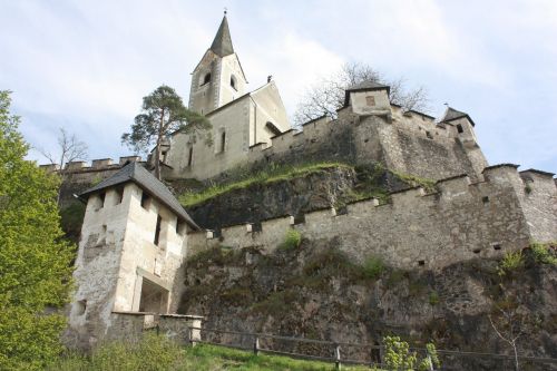 Pilis, Tvirtovė, Austria, Viduramžiai