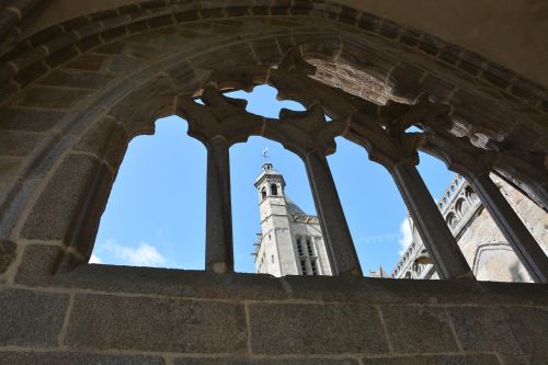 Katedra Dol De Bretagne, Varpinės Bažnyčia, Mėlynas Dangus, Turizmo Miestas, Paveldas, Architektūra
