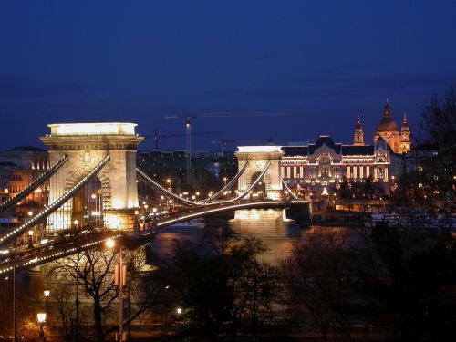 Grandinės Tiltas Naktį, Grandinės Tilto Budapest, Grandinės Tiltas Apšviesta