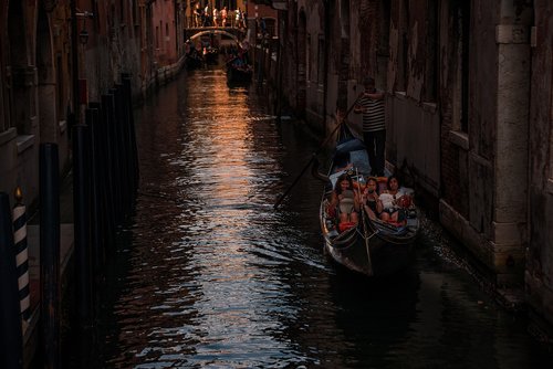 Kanalas,  Gondola,  Venecija,  Italija,  Vandens,  Statyba,  Turizmas,  Atostogos,  Romantiškas,  Kelionė,  Venezia