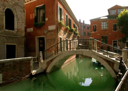 Kanalas, Kanalai, Namai, Tiltas, Gondola, Venecija, Italy, Miestas, Rūmai, Venetian, Apmąstymai, Vanduo, Valtys
