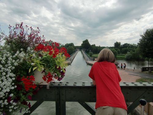 Kanalo Loire, Scena, Raudona Ir Pilka, Nuotaika, Gėlių Dėžė