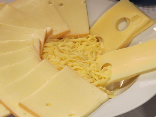 Sūris, Tarkuotas, Diskai, Raclette Sūris, Raclette, Gouda, Emmental, Maistas, Ingredientas, Valgyti, Skanus, Širdingas, Emmental Sūris, Plokštė