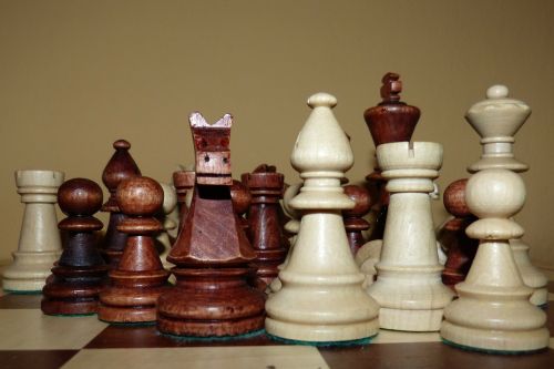 Šachmatai, Šachmatų Figūros, Šachmatų Žaidimas, Šachmatų Lenta, Juoda Ir Balta, Žaisti, Skaičiai, Lady, Karalius, Bėgikai, Springeris, Ūkininkai