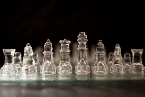 Šachmatų Figūros, Stiklas, Šachmatų Lenta, Žaidimas, Strategija, Lenta, Pėstininkas, Žaisti, Varzybos, Stalo Žaidimas