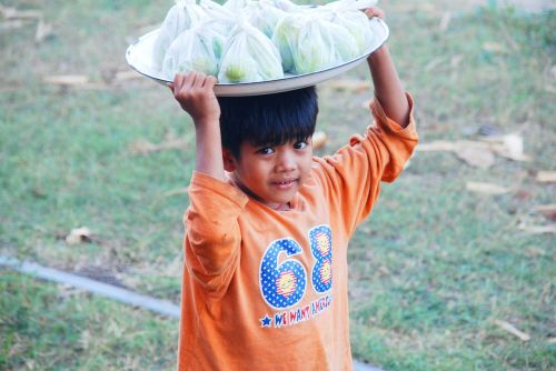 Vaikas, Berniukas, Burma