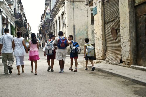 Vaikai, Mokykla, Vaikščioti, Žmonės, Gatvė, Senas, Praeitis, Kuba, Nekaltumas