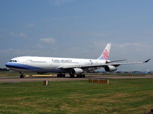 Kinijos Avialinijos,  Airbus A340,  Orlaivis,  Lėktuvas,  Taksiravimas,  Oro Uostas,  Gabenimas,  Aviacija,  Reaktyvinis