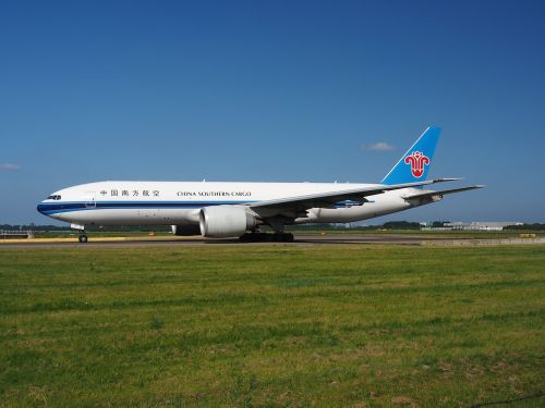 Pietų Kinijos Aviakompanijos,  Boeing 777,  Orlaivis,  Lėktuvas,  Taksiravimas,  Oro Uostas,  Gabenimas,  Aviacija,  Reaktyvinis