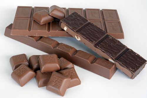 Šokoladas, Šveicarijos Šokoladas, Saldainiai, Skanus, Nibble, Saldus, Riešutai, Pienas, Mityba, Ruda, Universalus, Šveicarija, Liepų Šokoladas, Ragusa