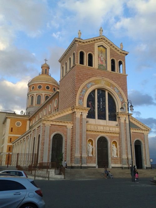 Bažnyčia, Sicilija, Šventykla