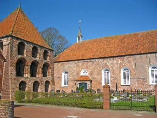 Bažnyčia, Šiaurinė Vokietija, Rytinė Frisia, Kapinės