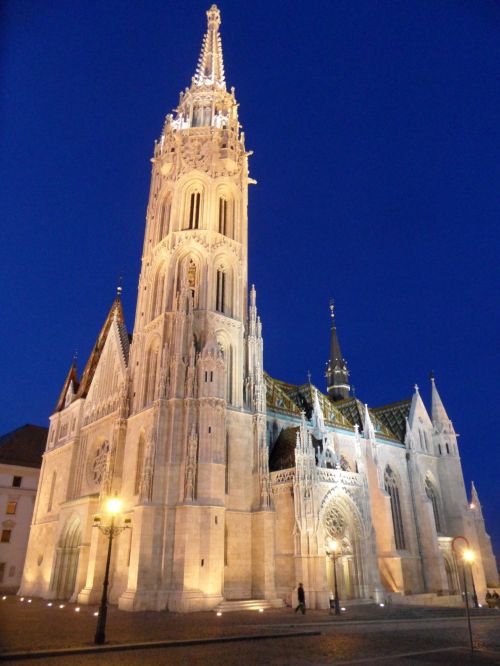 Bažnyčia,  Bažnyčia Budapešte