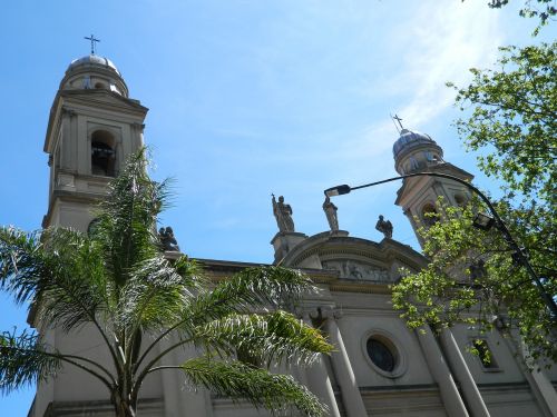 Bažnyčios Matrica, Montevideo, Urugvajus, Bažnyčia