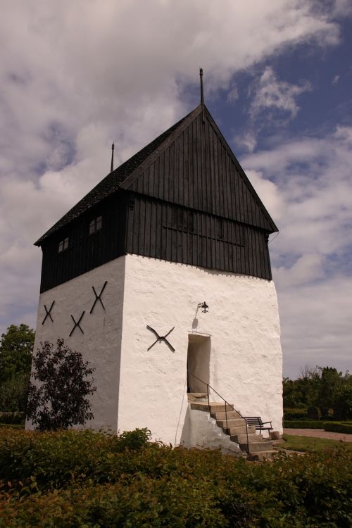 Bažnyčios Bokštas, Religija, Menighedshus