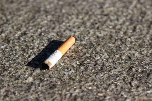 Cigarečių, Rūkymas, Tabakas, Cigarečių Galas, Išmesti, Netikras, Mėlyna Migla, Išmestas