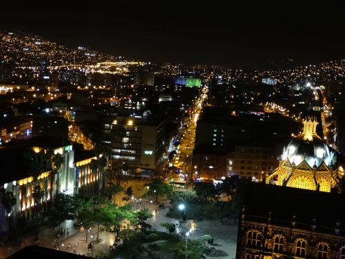 Miestas, Miesto, Naktinis Matymas, Pastatai, Medellin
