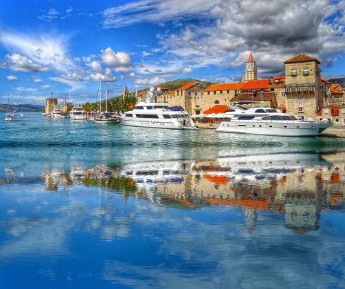 Miestas,  Jūra,  Architektūra,  Kelionė,  Kroatija,  Trogiras,  Laivas,  Laivai,  Jachta,  Marina,  Uostas,  Turizmas,  Be Honoraro Mokesčio