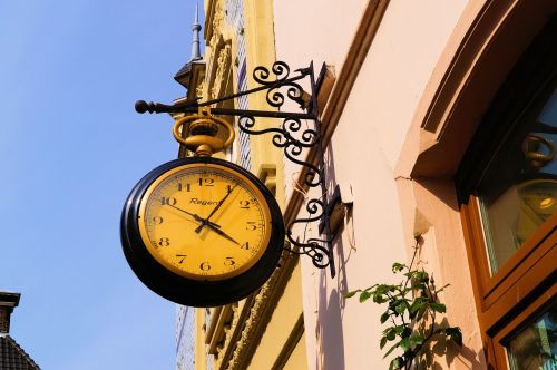 Laikrodis, Sieninis Laikrodis, Laikrodžio Veidas, Skaitmenys, Tradicija, Mechanika, Laikas, Apdaila, Ornamentas