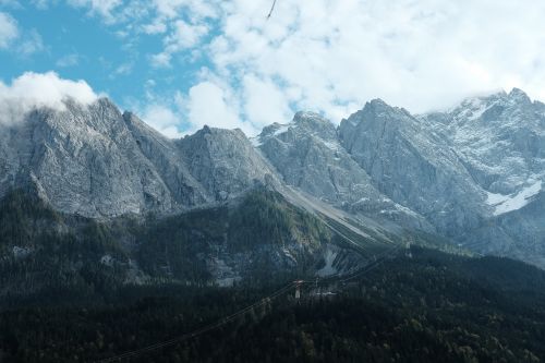 Debesys, Dangus, Kalnas, Slėnis, Medžiai, Augalai, Gamta, Kraštovaizdis, Transmisija