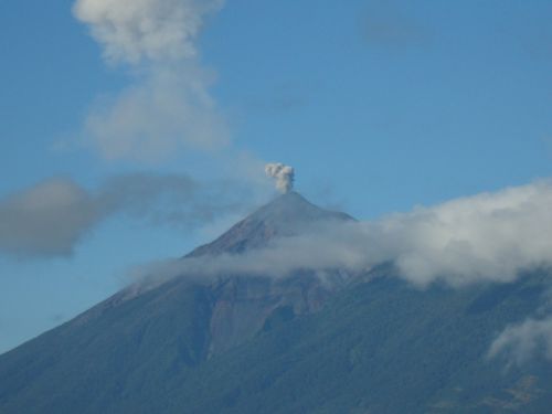 Vulkanas, Gvatemala, Kraštovaizdis, Aukščiausias Taškas, Kalnų Viršūnė, Kalnai, Dangus, Debesys