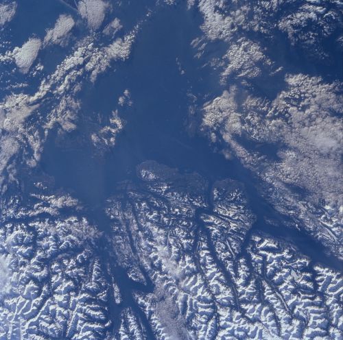 Cloudscape, Erdvė, Kosmosas, Kosminis Laivas, Alaska, Usa, Vandenynas, Kalnai, Erdvėlaivis, Astronautas, Transporto Priemonė, Erdvėlaivis, Sniegas, Žemė, Tyrinėjimas, Vanduo
