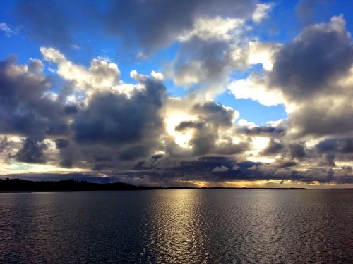 Debesuota, Debesys, Vandenynas, Dangus, Gamta, Mėlynas, Šviesa, Cloudscape, Oras, Šviesus, Balta, Lauke, Natūralus, Saulės Šviesa, Cumulus, Purus, Spalva, Oras, Diena, Vaizdingas, Aplinka, Atmosfera, Tamsi, Kraštovaizdis, Fonas, Dramatiškas, Jūra, Scena, Saulėlydis, Twilight, Oranžinė, Geltona, Dusk, Auksinis, Naktis, Spalvinga, Vakaras, Saulė, Peizažas, Idiliškas, Papludimys