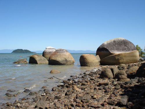 Coconutbeach, Australia, Akmenys