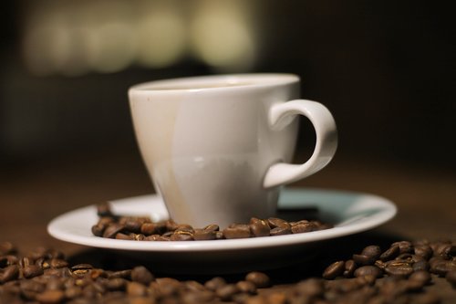Kavos Pakaitalai,  Espreso Kavos,  Gerti,  Kofeinas