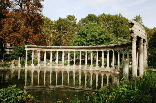 Kolonada, Stulpeliai, Ežeras, Parc Monsoau, Paris
