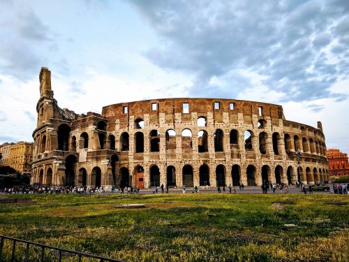 Kolosas, Roma, Kultūra, Italy, Architektūra, Romėnų Koliziejus, Istorija